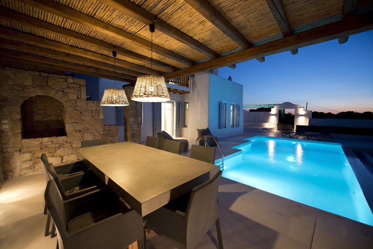 Elegant villa in Ornos overlooking the beautiful beach